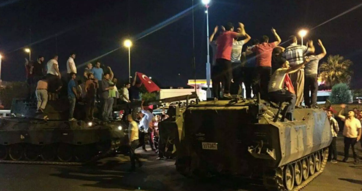 Yetvart Danzikyan: Darbe girişimi ve sonrası